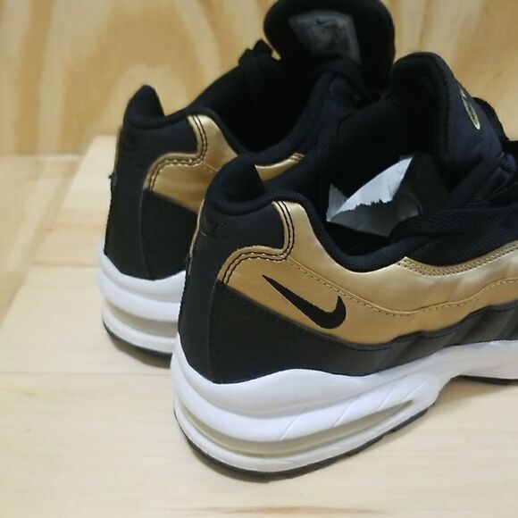 Nike Air Max 95 GS OG Black Metallic Gold Mens 7, Wmn's 8.5 - Picture 7 of 10